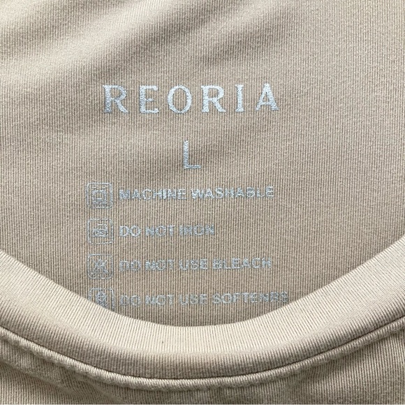 Two Reoria long sleeve cropped tee shirts, Large (runs small), Tan and White - Picture 3 of 4